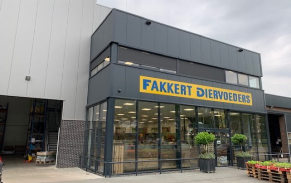 Fakkert Diervoeders